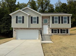 460 Eagle Creek Dr, Dry Ridge, KY 41035