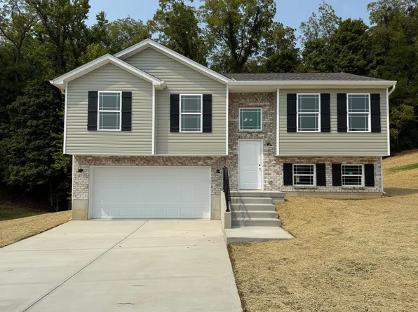 460 Eagle Creek Dr, Dry Ridge, KY 41035