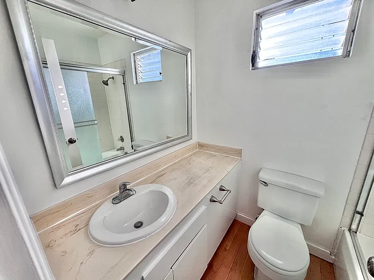 915 Castillo St #A — Photo 8