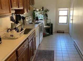 72 Wellington Dr, Farmington, CT 06032