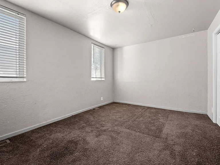 1734 S West Temple St — Photo 10