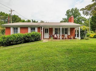 4 Rhoda Ct, Weaverville, NC 28787