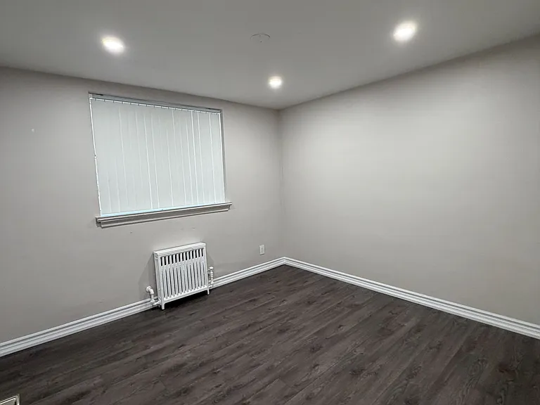 180 Vaughan Rd #101 — Photo 3