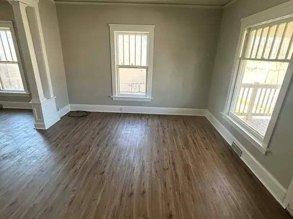 65 Riverside Dr #1, Racine, WI 53404