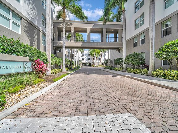 2nd image of 2421 NE 65th Street #2-113