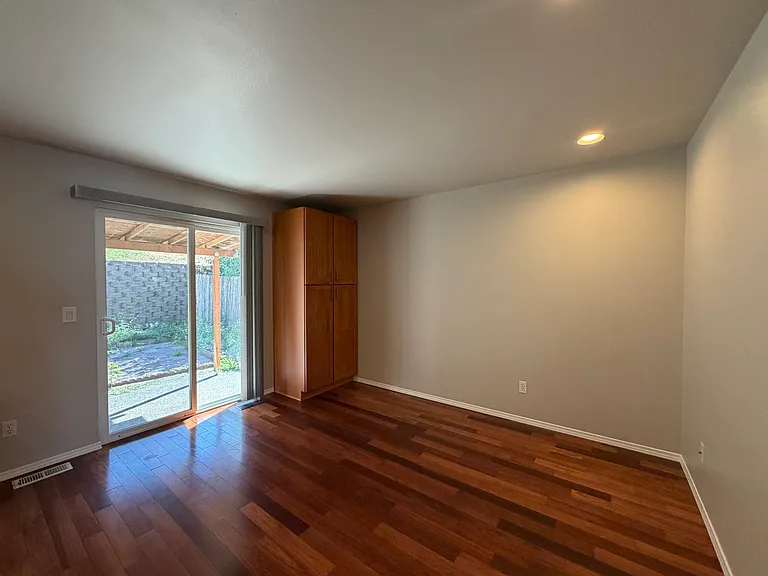 2nd level - dining room