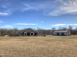 18450 Fir Rd, Joplin, MO 64801