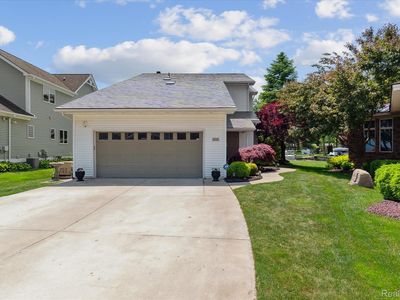 4118 Shoreview Ln, Whitmore Lake, MI, 48189
