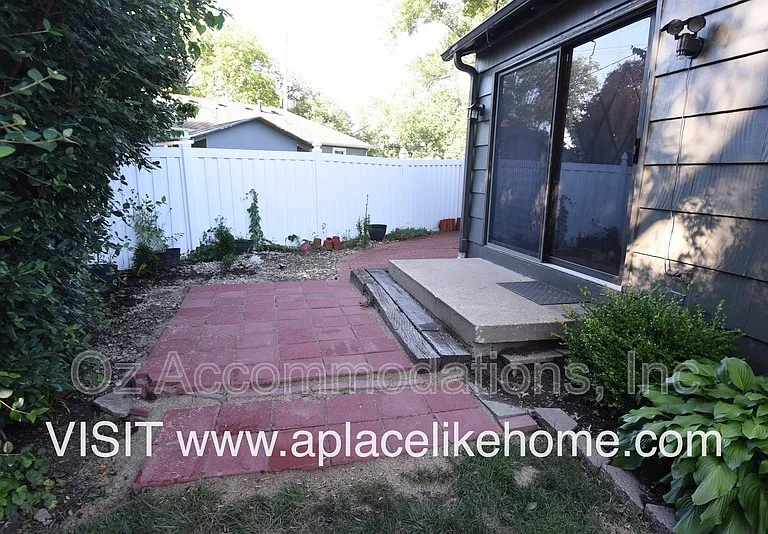 8870 Westbrooke Dr — Photo 30