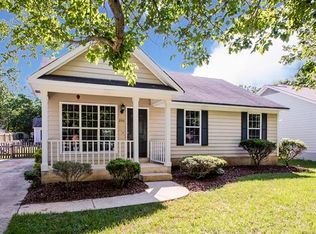206 Stratford Dr, Indian Trail, NC 28079