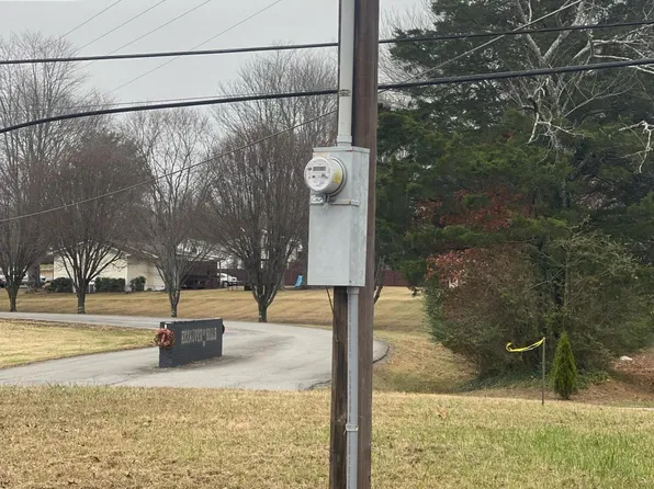 1200 Tellico St S, Madisonville, TN 37354