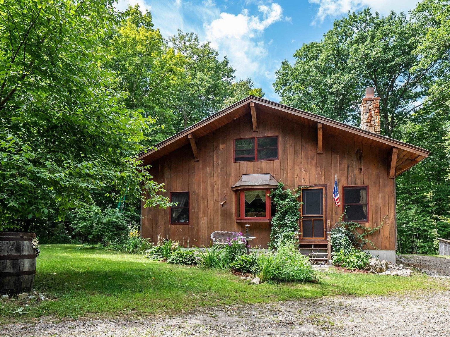 Carousel Grille Fitzwilliam Nh Hours at Dolores Parker blog