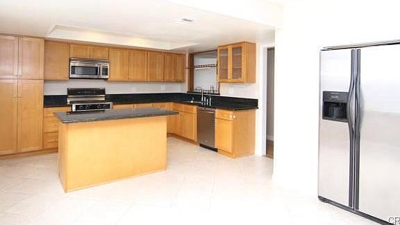 4th image of 17522 Norwalk Blvd