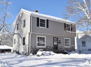 3003 N 91st St, Milwaukee, WI 53222