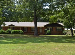 2076 State Highway 61, Liberty, NC 27298