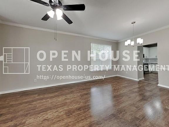 3rd image of 20703 Emerald Spruce Ct