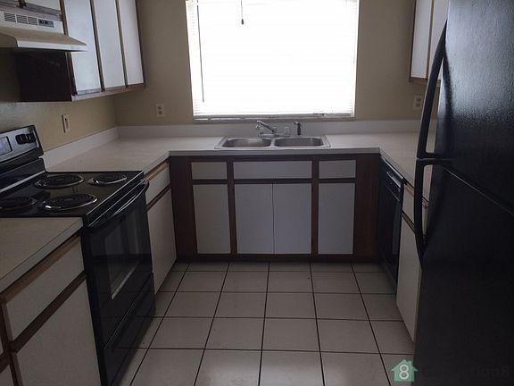 5th image of 2026 Tropic Bay Ct