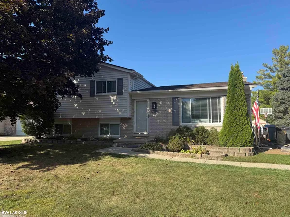40772 Michael St, Clinton Township, MI 48038