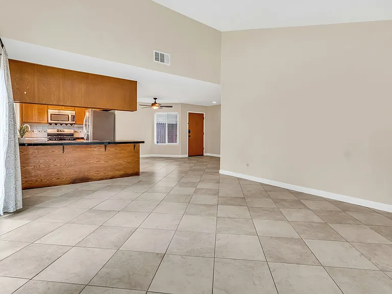 2166 Pueblo Gln — Photo 6