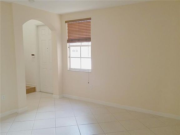 5th image of 9259 SW 227th St Unit 3-25