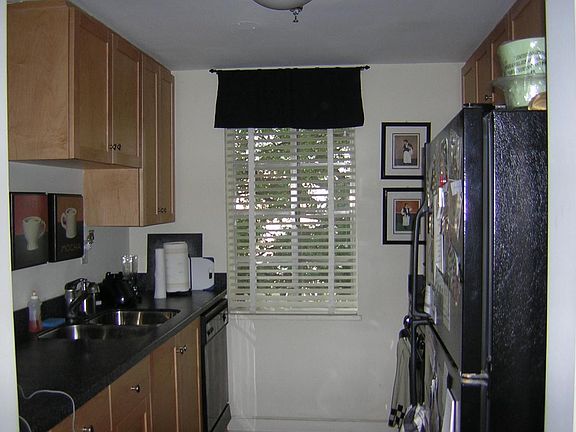 Kitchen with appliances