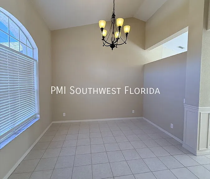8 Sportsman Ct — Photo 3