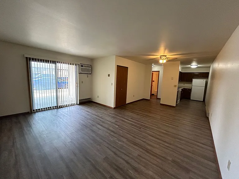 Prairie Village Apartments — Photo 3