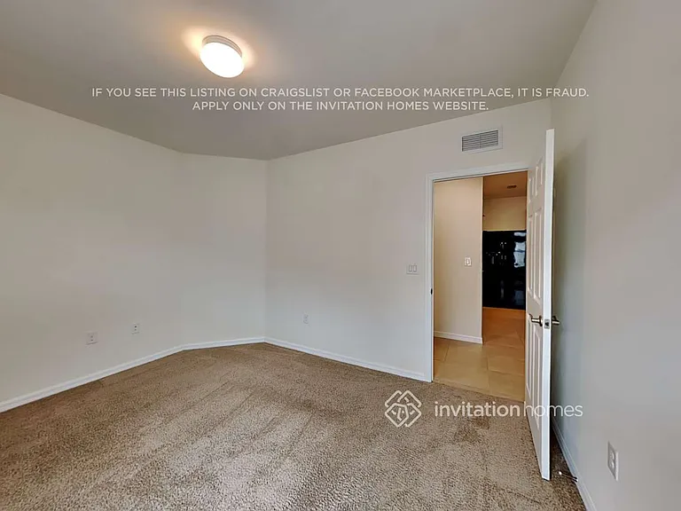 10688 Crossback Ln — Photo 11