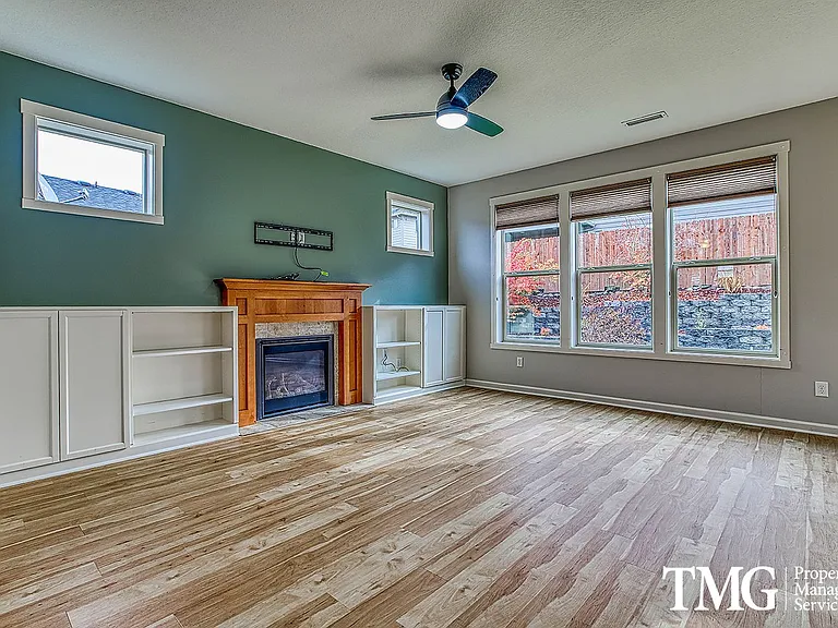 6705 NE 53rd Pl — Photo 2