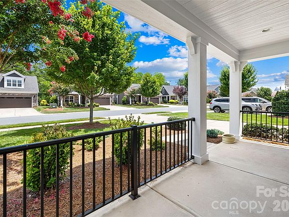 2nd image of 135 Valleymist Ln