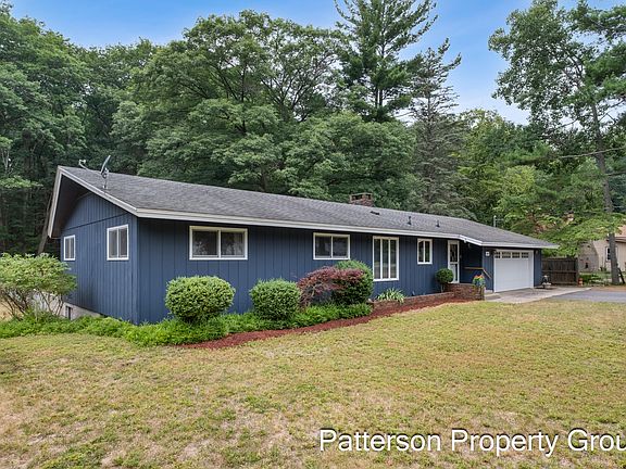 4th image of 5087 Lake Harbor Rd