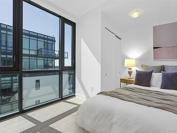 5th image of 701 Ridge Hill Boulevard #12B
