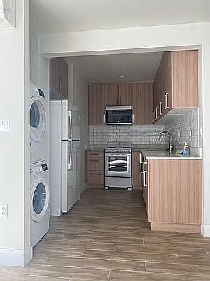 3rd image of 465 W 163rd St #3A
