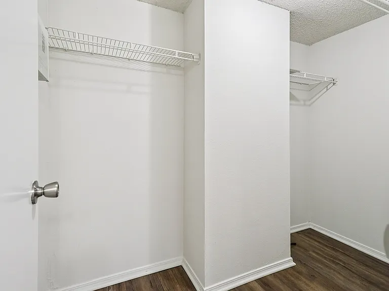 A2 Closet