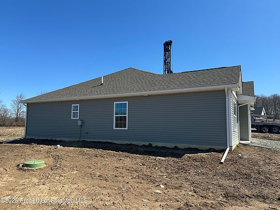 3rd image of 242 Mountainview Dr Lot 98