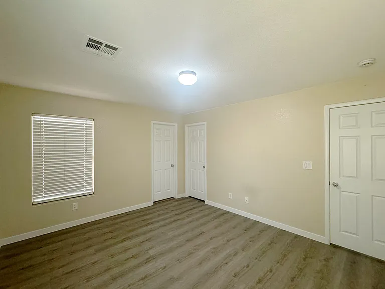 8305 Golden Amber St — Photo 15