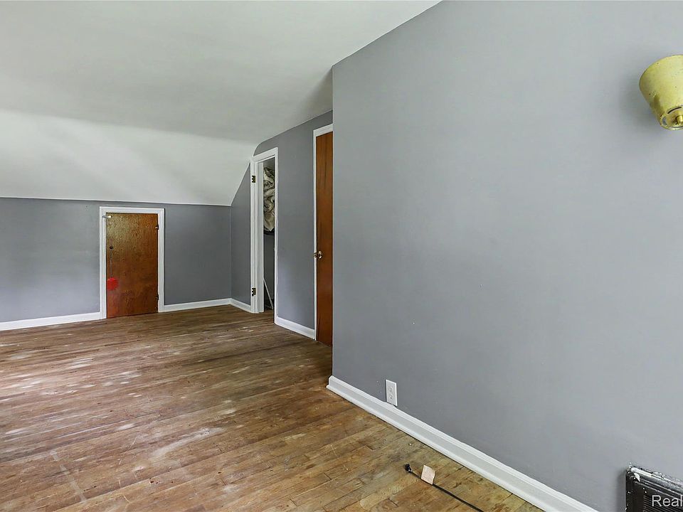 5388 Davison Rd, photo 29