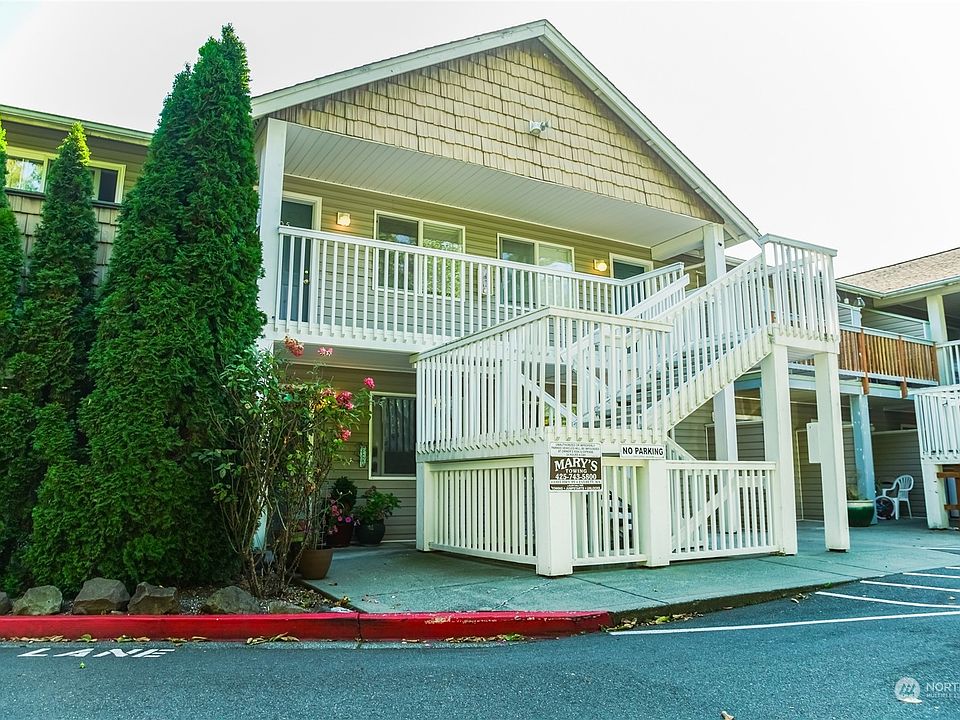 1st image of 15101 Admiralty Way #104