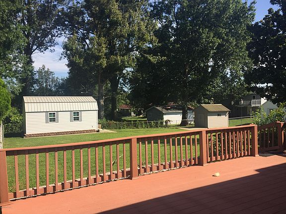 4th image of 1466 Deering Ln