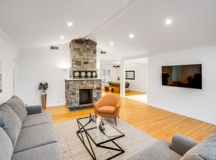 11812 Hesby St #11814, Valley Village, CA 91607