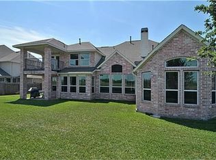 5221 Pilgrim Oaks Ln, League City, TX 77573