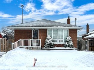 1028 McCullough Dr #BASEMENT, Whitby, ON L1N 1C6