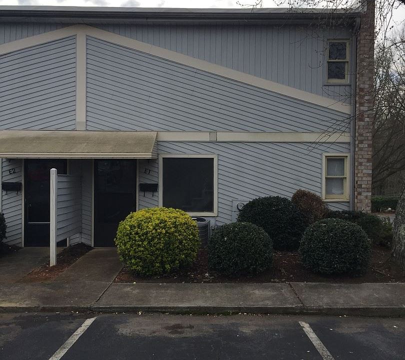 1st image of 3706 E North St Unit 1E