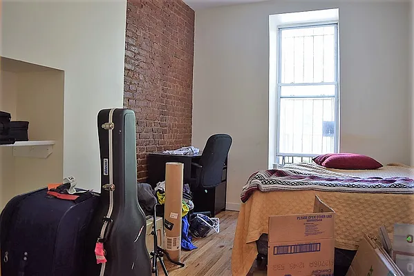 Rented by EXR | media 27