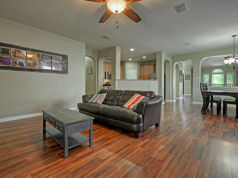 1st image of 1619 Westmeadow Trl