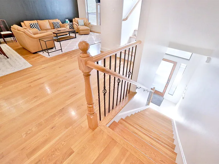2410 Dorrington St #C — Photo 18