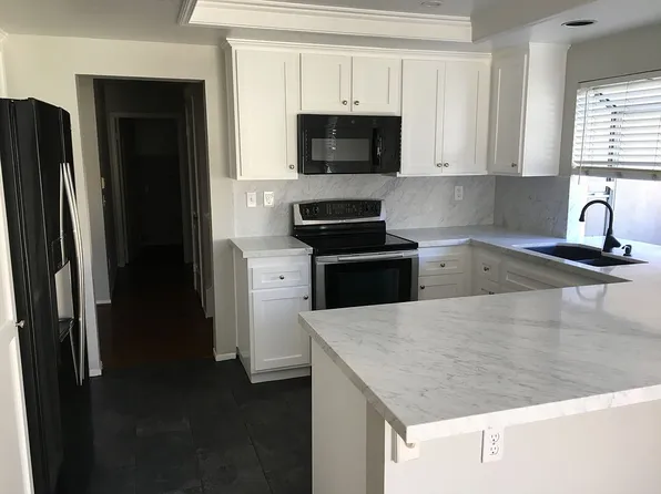 2410 Mira Monte Ct, Tustin, CA 92782