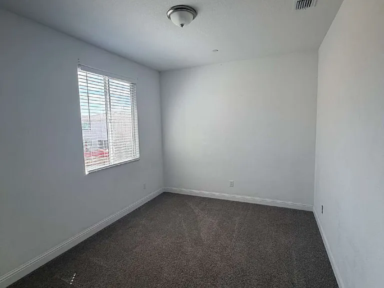 2454 Quesada Dr — Photo 6