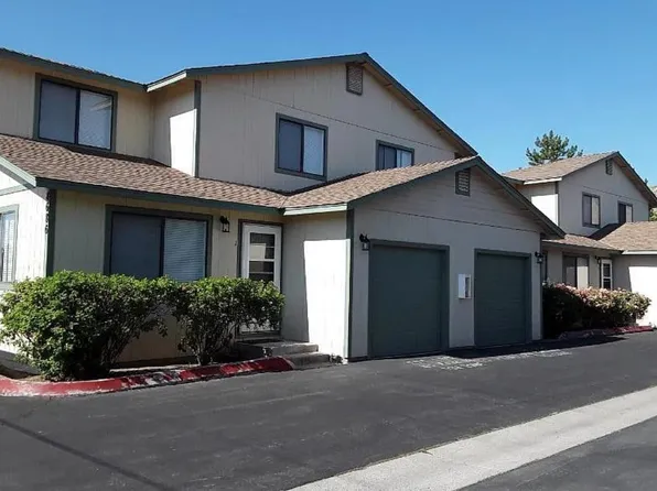 4686 Oak St, Carson City, NV 89701