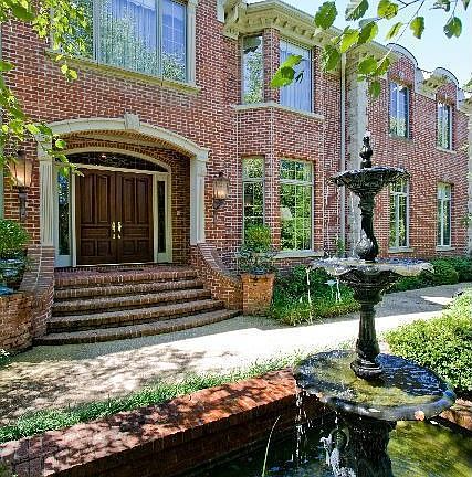 Fountain/Water Garden